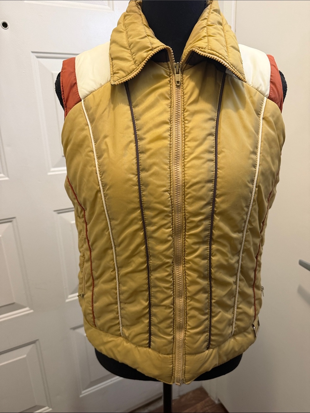 Vintage Ladies Quilted Mustard Yellow Puffer Vest with Cream & Rust Panels Med